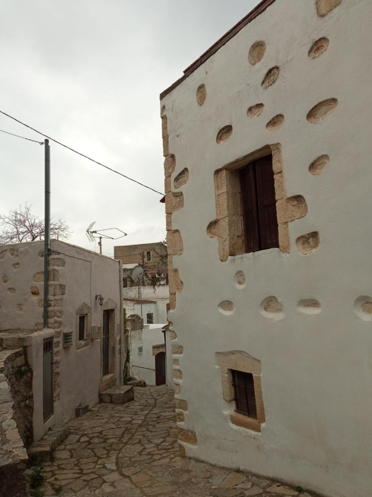 Вилла Lale'S House Garazo Экстерьер фото